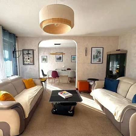 Grand Baigné De Soleil Avec Parking *